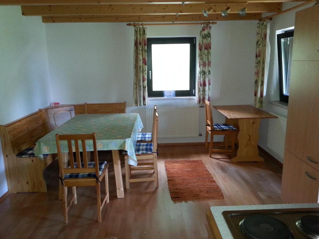 Fichtenblockhütte Sonnenalpe Nassfeld Rum bild
