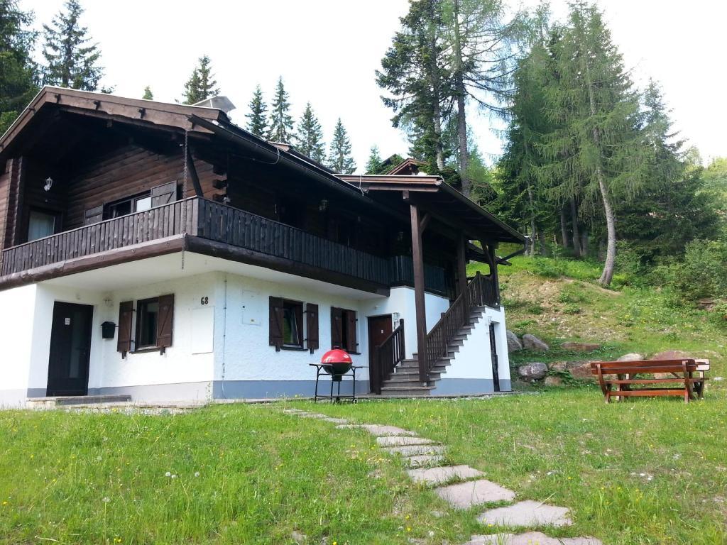 Fichtenblockhütte Sonnenalpe Nassfeld Exteriör bild